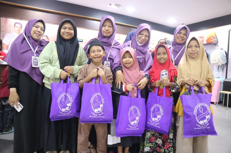 PD Salimah Samarinda Gelar Wisata Belanja untuk 250 Anak Yatim dan Dhuafa